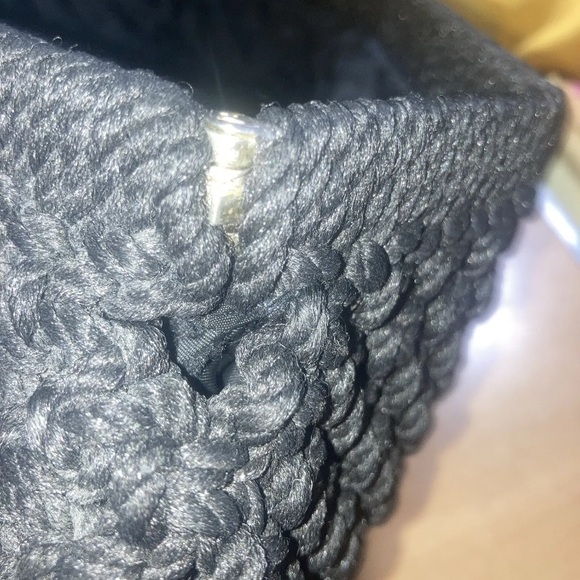 4/$25 Vintage Marbella Gray Macramé 70s Chunky Rope Flex Frame Clutch - Picture 7 of 8